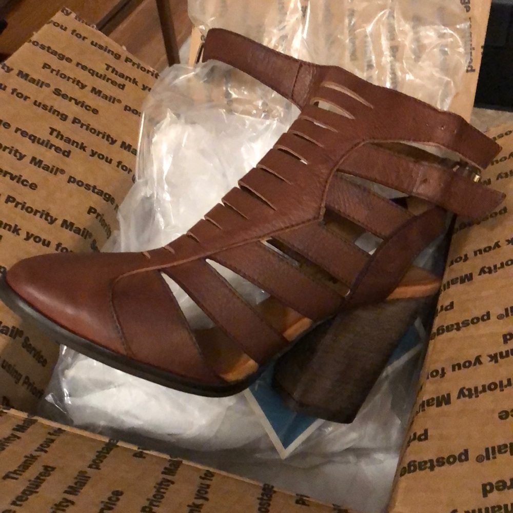 FREE PEOPLE Hayes Strappy Booties / Heels Shoes